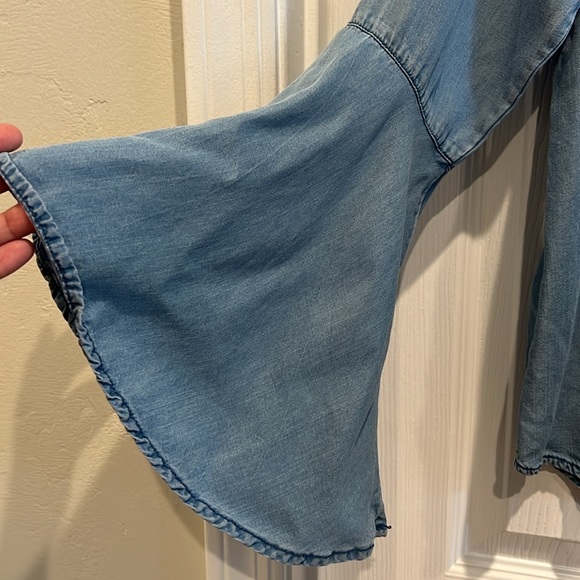 THREAD & SUPPLY Chambray Denim Bell Sleeve Top - Picture 3 of 9